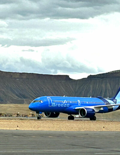 Breeze Airbus 220 Lands in Colorado
